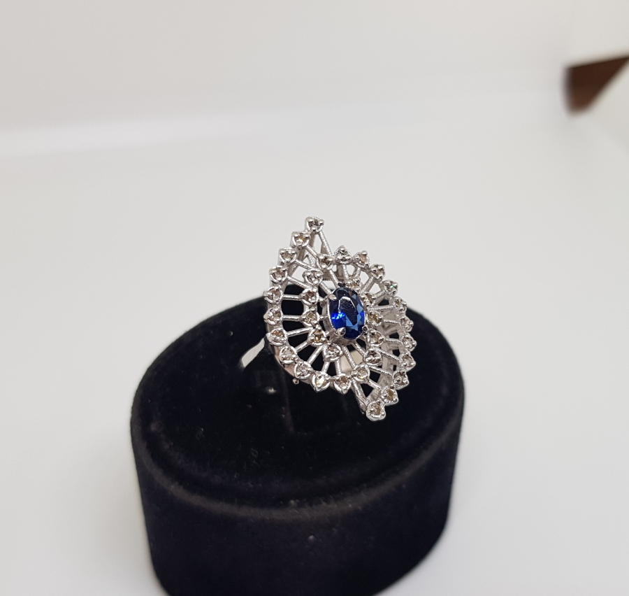 SAFİR VE PIRLANTA TAŞLI GENİŞ SONSUZLUK MODELİ YÜZÜK