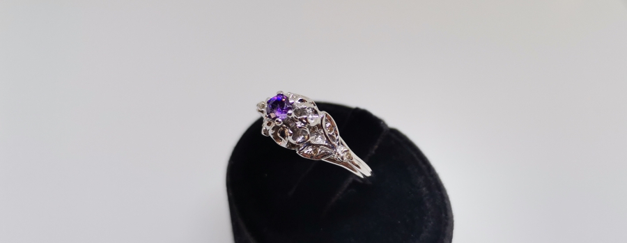 AMETİST VE PIRLANTA TAŞLI GÜL MODELİ YÜZÜK