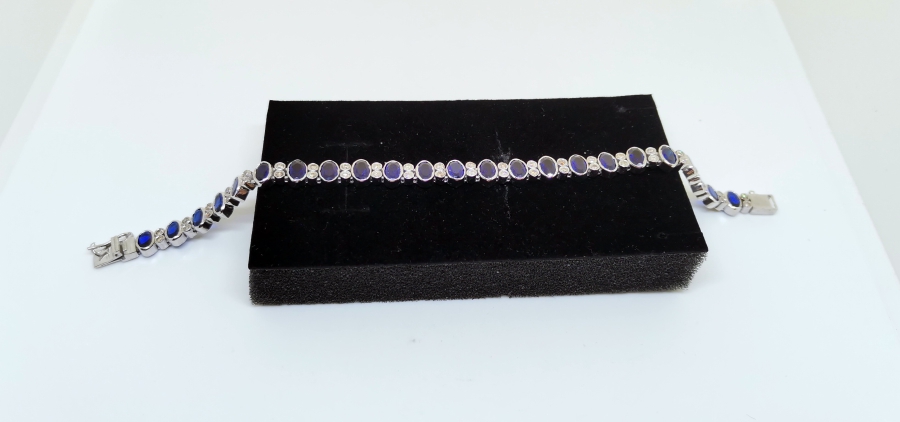 SAFİR VE PIRLANTA TAŞLI BİLEKLİK