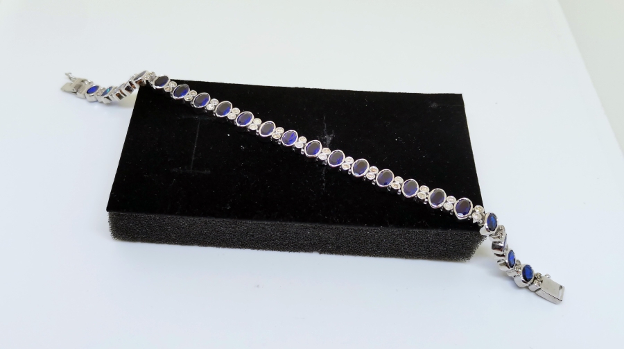 SAFİR VE PIRLANTA TAŞLI BİLEKLİK