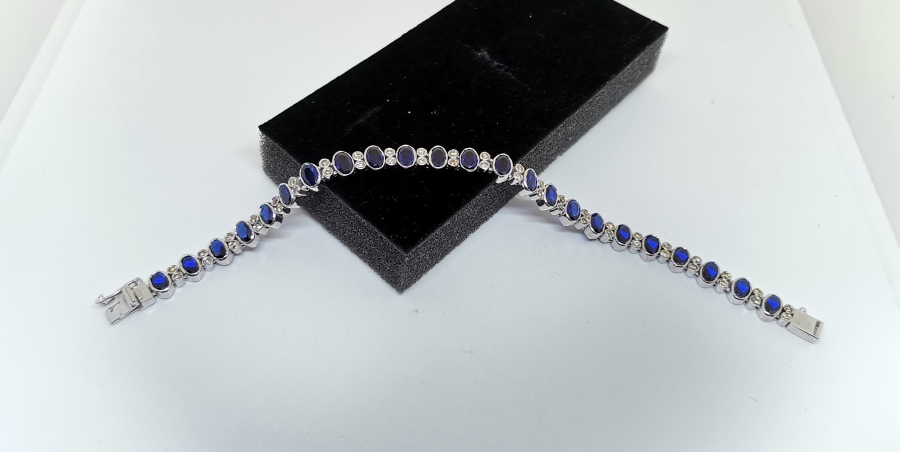 SAFİR VE PIRLANTA TAŞLI BİLEKLİK