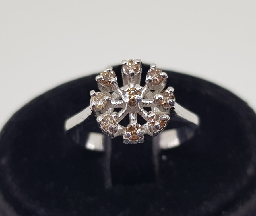 KARTANESİ MODELİ PIRLANTA TAŞLI YÜZÜK