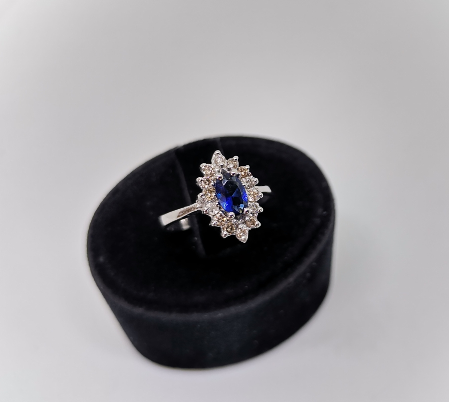 GÜNEŞ MEKİK MODELİ PIRLANTA YÜZÜK