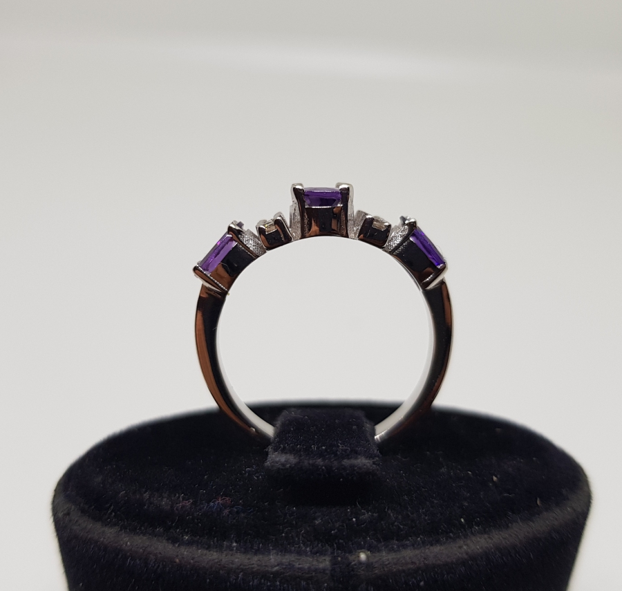 PIRLANTA VE AMETİST TAŞLI ÜÇLÜ SIRA MODEL YÜZÜK