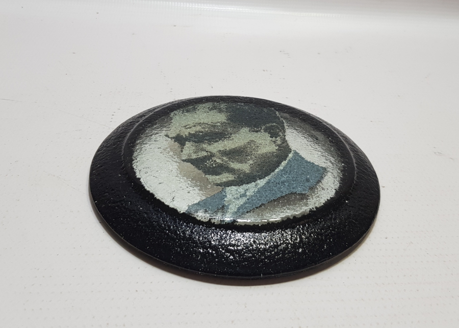 ATATÜRK RESİMLİ CAM TABAK