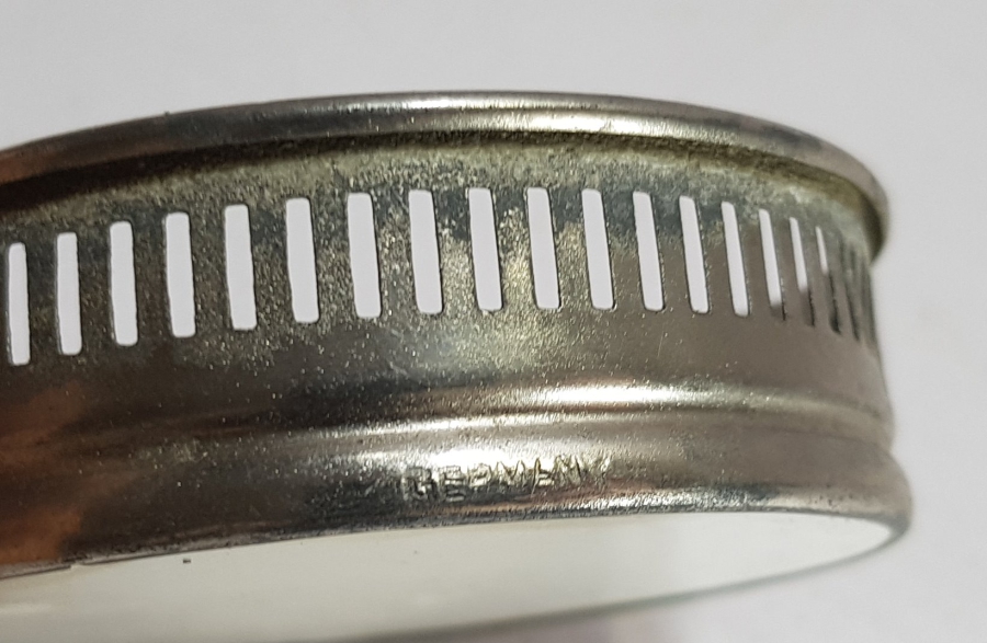 BİR ÇİFT ANTİKA PORSELEN BARDAK ALTLIĞI