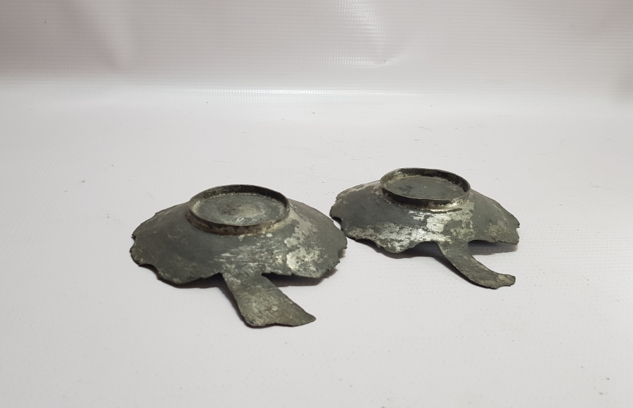 OSMANLI DÖNEMİ BAKIRDAN MAMUL KUŞ FORMLU BİR ÇİFT ÇEREZLİK