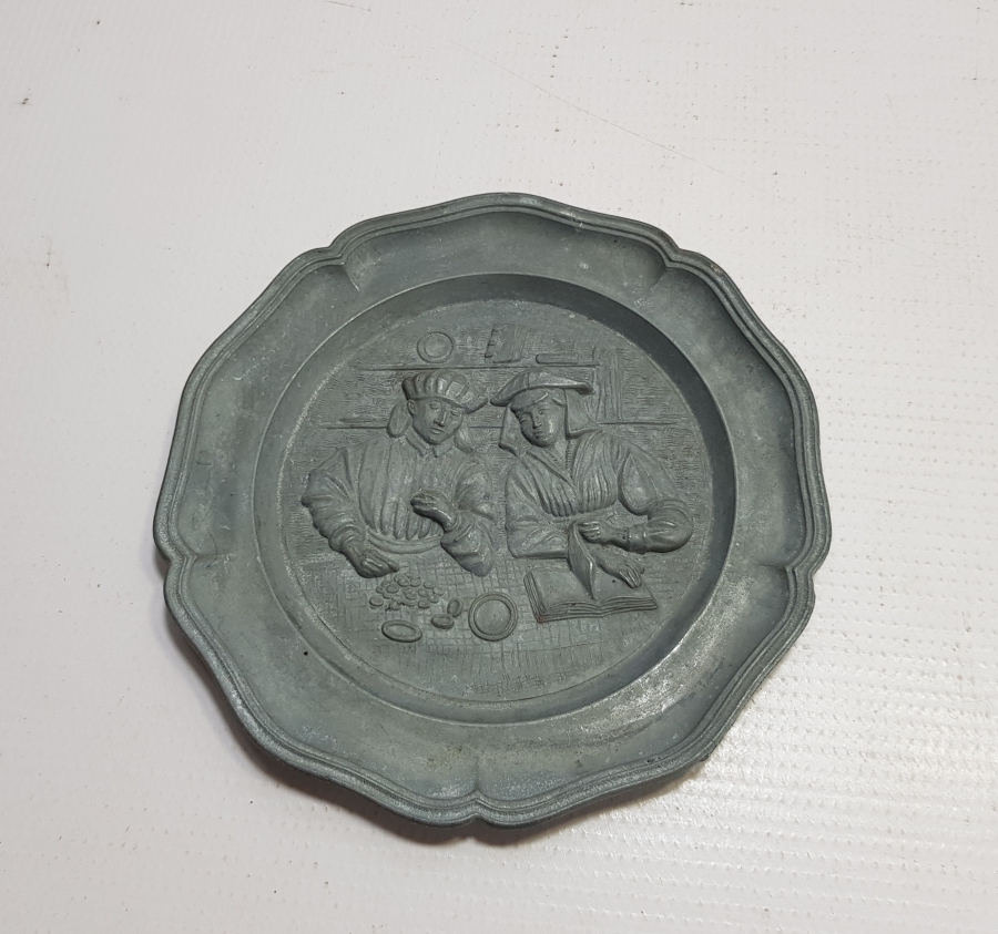 ANTİKA ZINN DUVAR TABAĞI