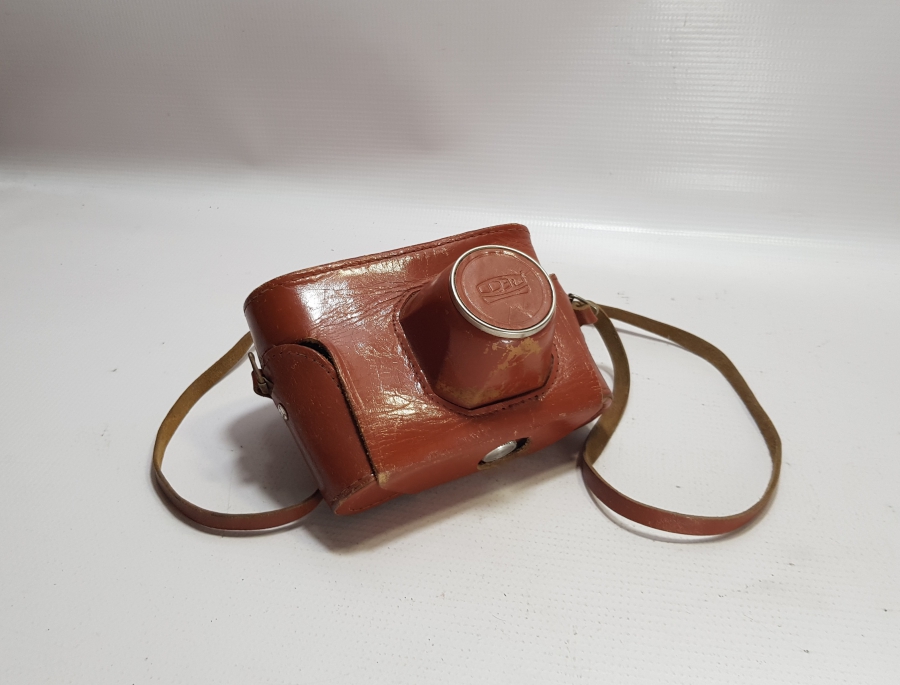 ANTİKA RUS FOTOĞRAF MAKİNESİ