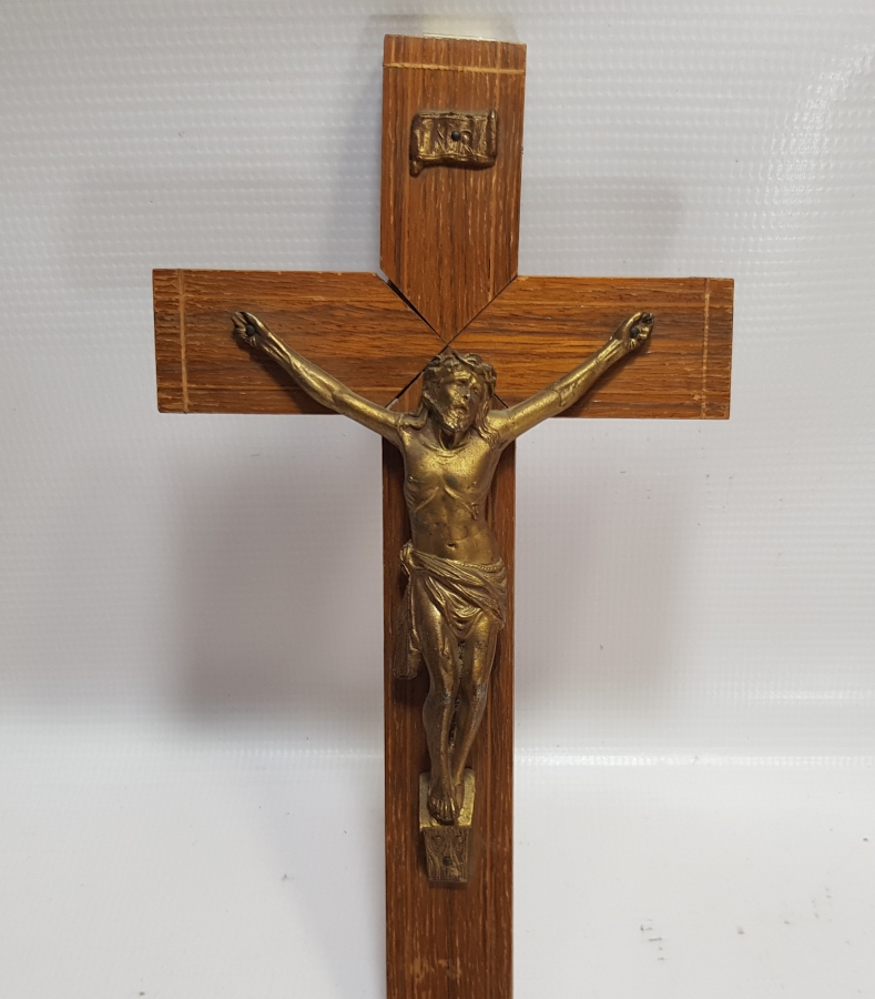 ANTİKA HIRİSTİYAN İŞİ ÇARMIHA GERİLMİŞ HAZRETİ İSA HAYKELİ