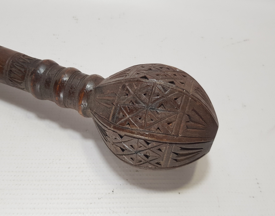 ANTİKA AHŞAP GÜRZ