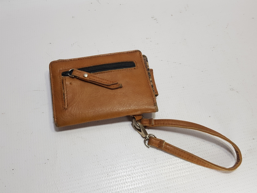 KENNETH COLE REACTION YILAN DERİSİ CÜZDAN