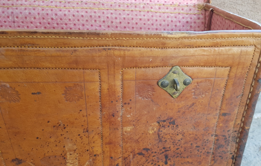 OSMANLI DÖNEMİ ÇOK NADİR SÜRRE ALAYI DERİ SANDIK