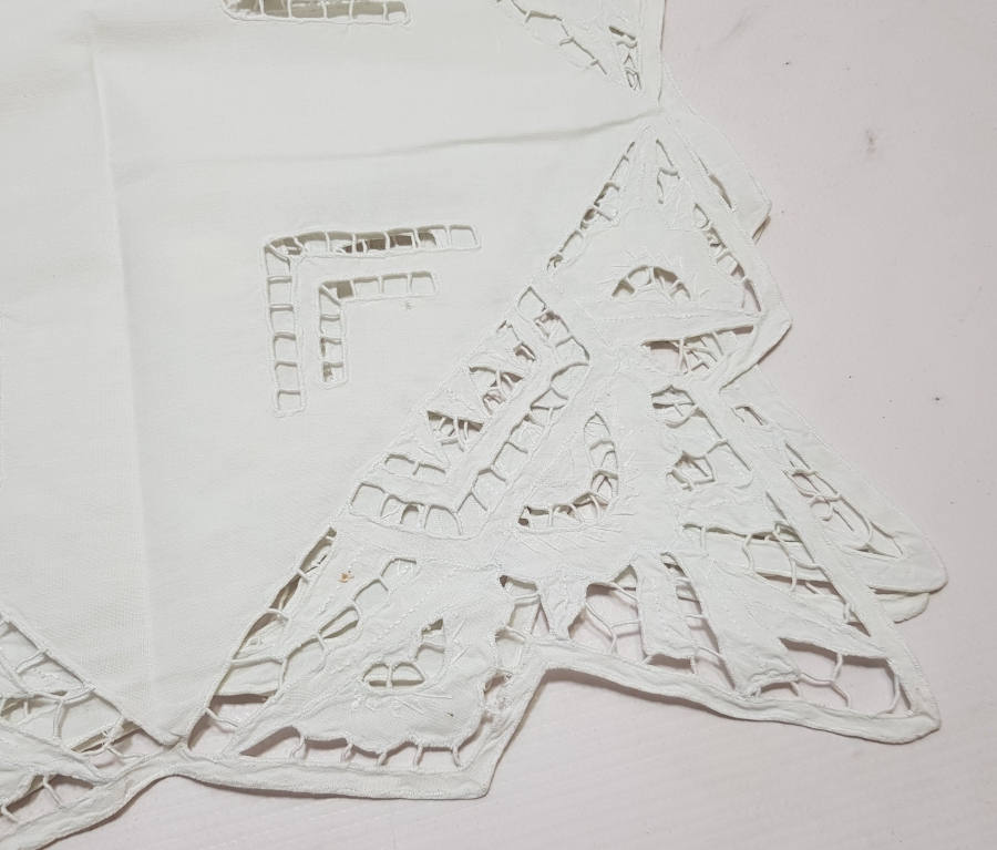 OSMANLI DÖNEMİ 3 ADET DELİK İŞ SERVİS ALTLIĞI