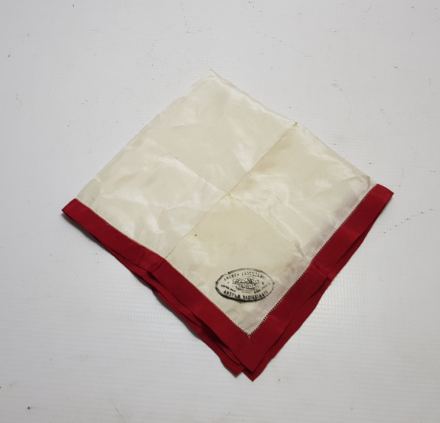 OSMANLI DÖNEMİ RUMCA VE OSMANLICA DAMGALI İPEK MENDİL