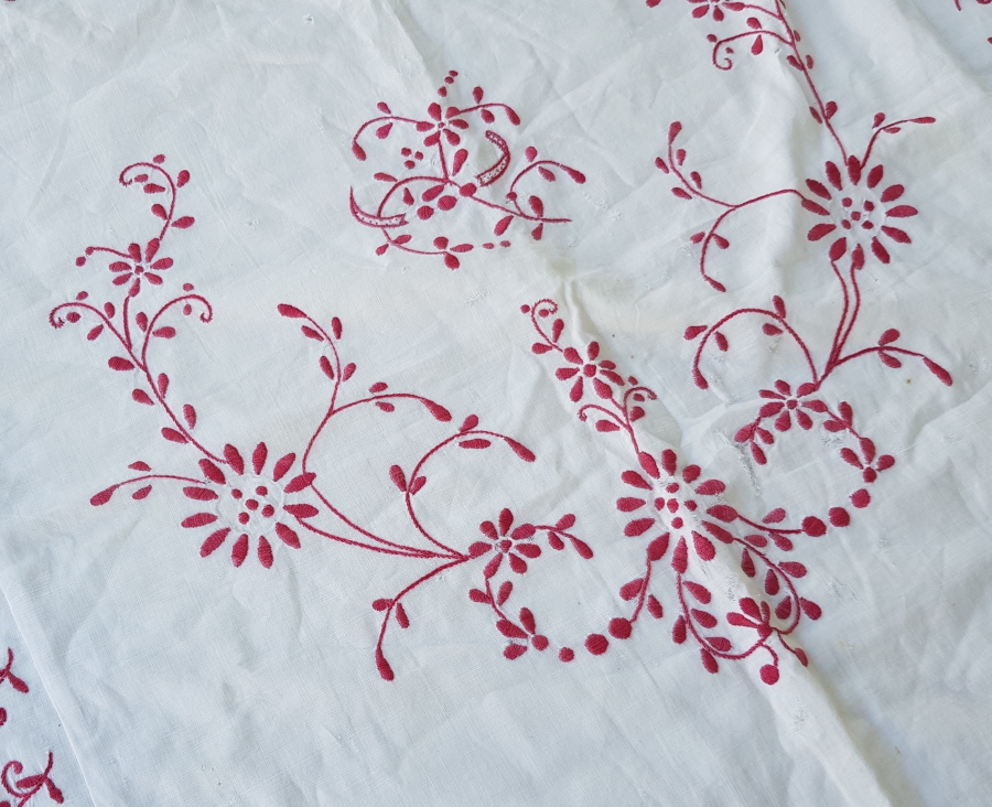 OSMANLICA İNİSİYALLİ SEHPA ÖRTÜSÜ