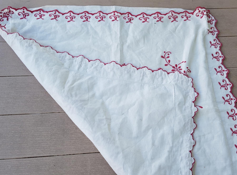 OSMANLICA İNİSİYALLİ SEHPA ÖRTÜSÜ