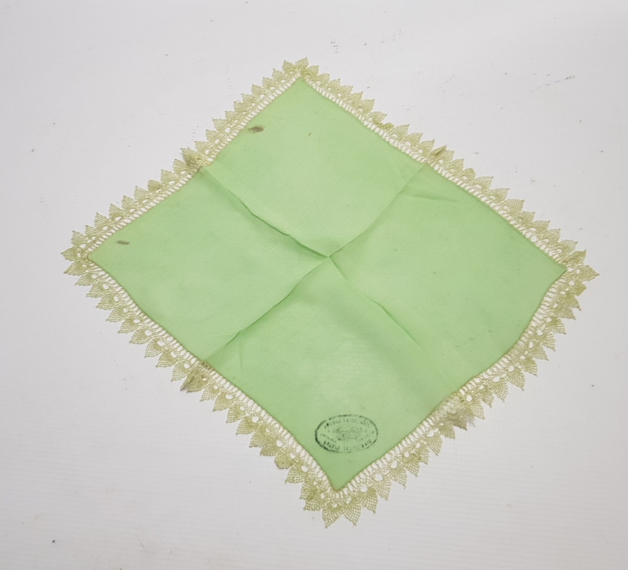 OSMANLI DÖNEMİ RUMCA VE OSMANLICA DAMGALI İPEK MENDİL