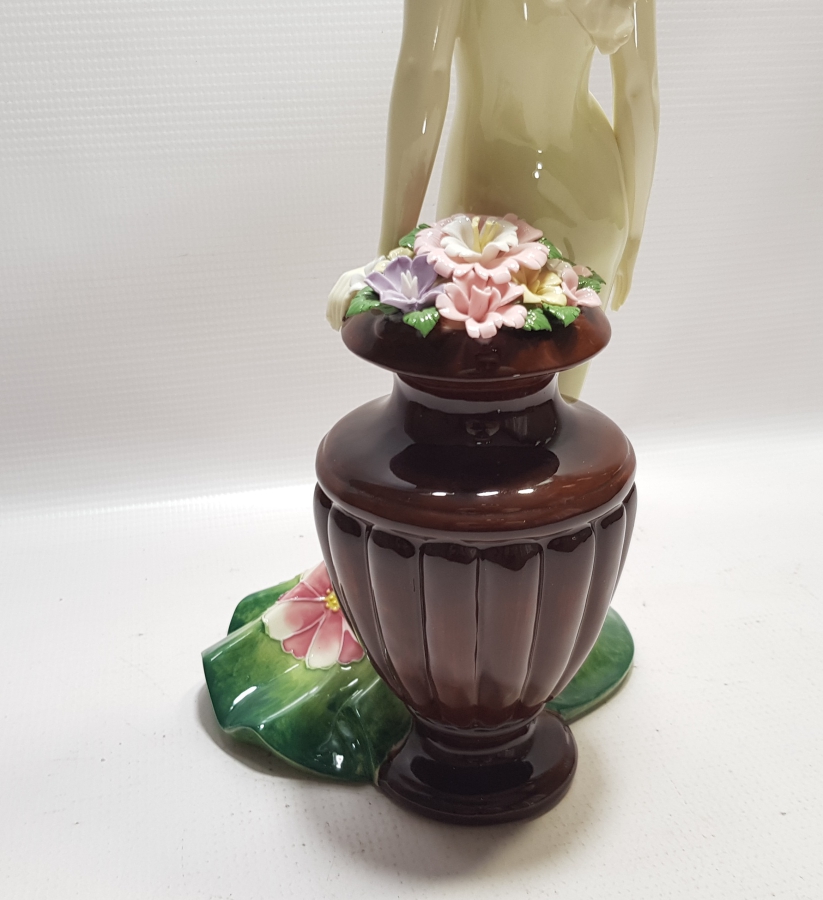 İTALYAN CAPODİMONTE PORSELEN KADIN BİBLOSU