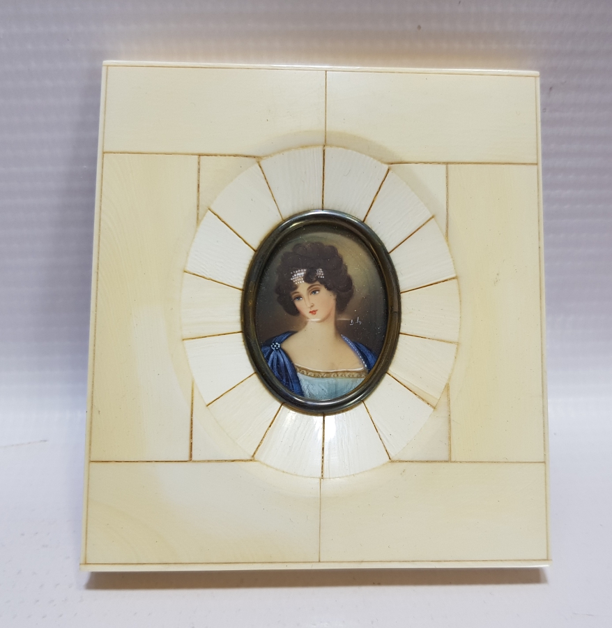 1850'LERDEN FİL DİŞİ ÇERÇEVELİ EL YAPIMI RESİM