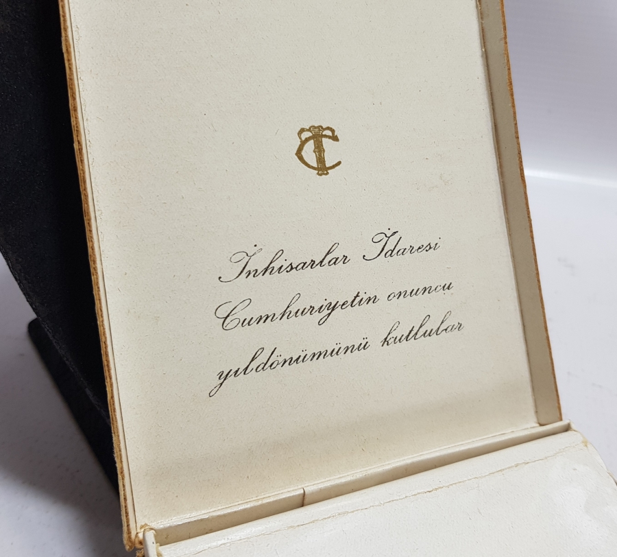 TÜRKİYE CUMHURİYETİ 10. YIL DÖNÜMÜ ÇOK NADİR SİGARA KUTUSU