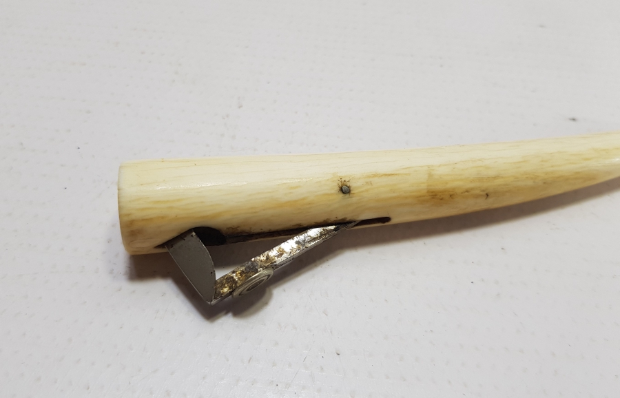 ANTİKA MORS DİŞİ PURO KESECEĞİ