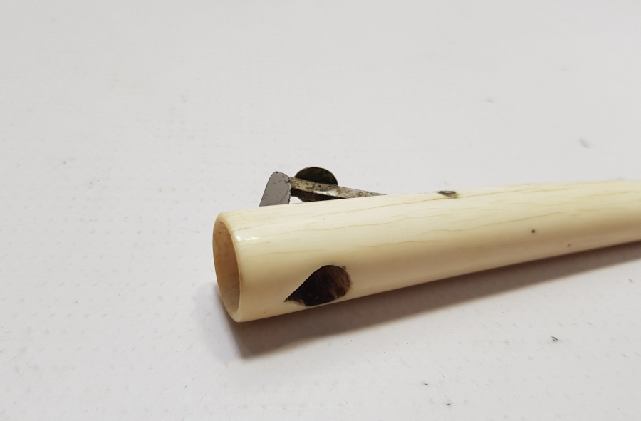 ANTİKA MORS DİŞİ PURO KESECEĞİ