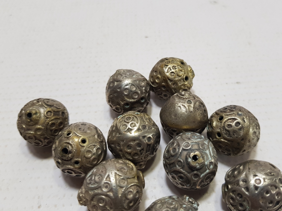 OSMANLI DÖNEMİ GÜHERZE İŞÇİLİKLİ ÇOK NADİR KÖSTEK TOPLARI / KOZALARI