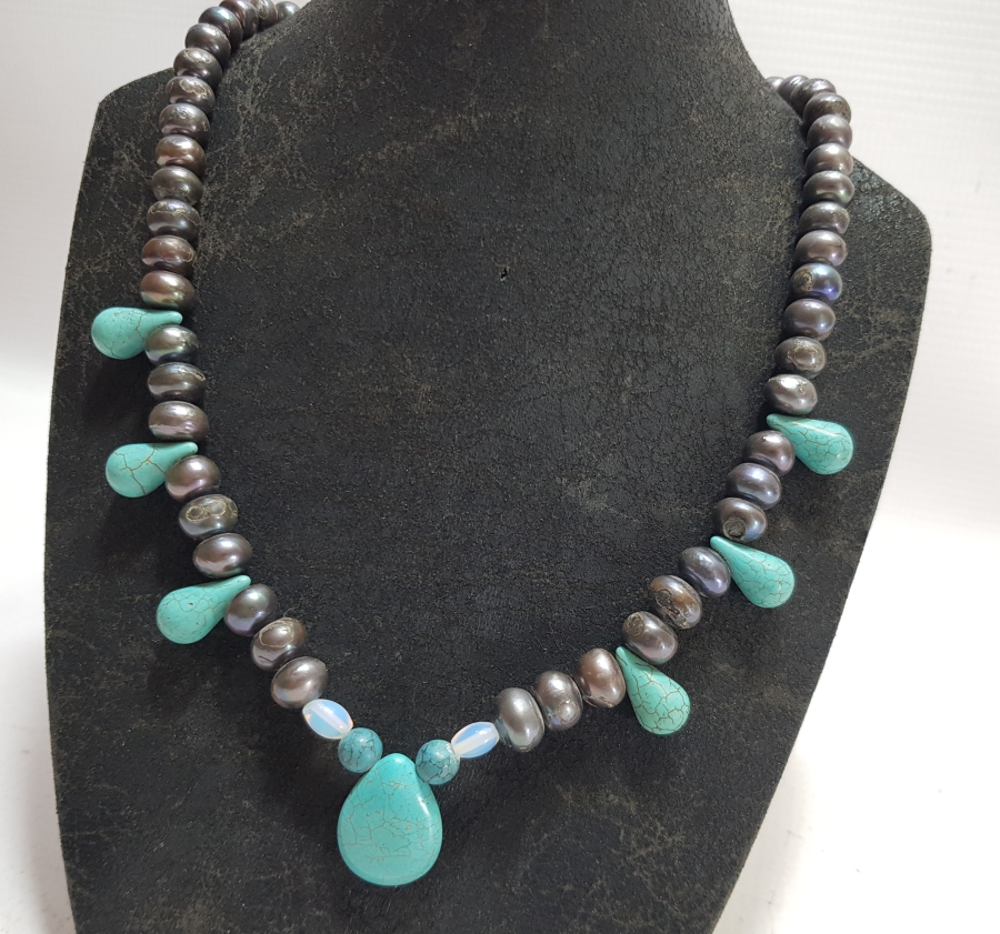 ANTİKA SİYAH İNCİ KOLYE