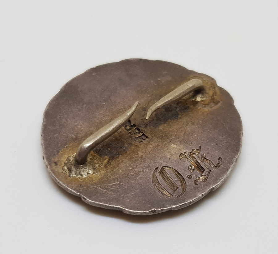 MİNELİ GÜMÜŞ VISA ROZET