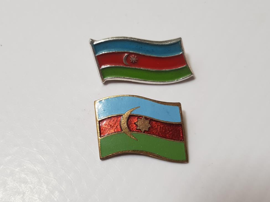 İKİ ADET AZERBAYCAN BAYRAKLI ROZET