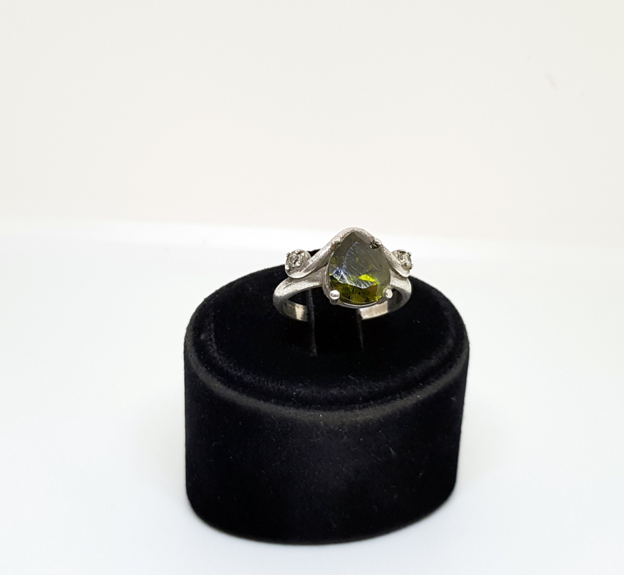 DOĞAL TAŞLI GÜMÜŞ YÜZÜK