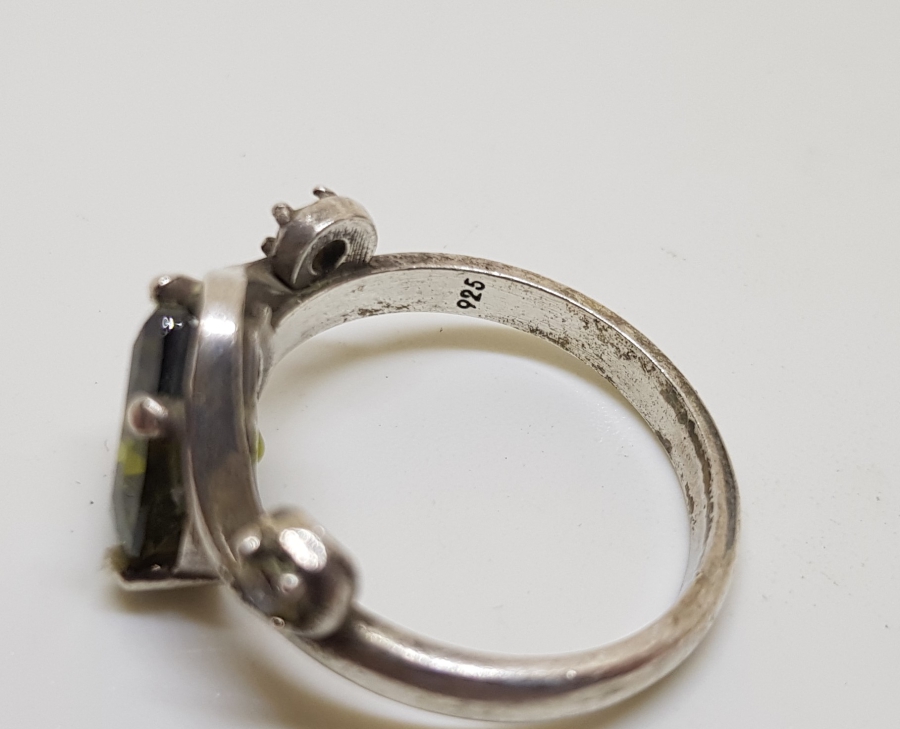 DOĞAL TAŞLI GÜMÜŞ YÜZÜK