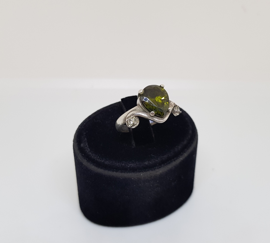 DOĞAL TAŞLI GÜMÜŞ YÜZÜK