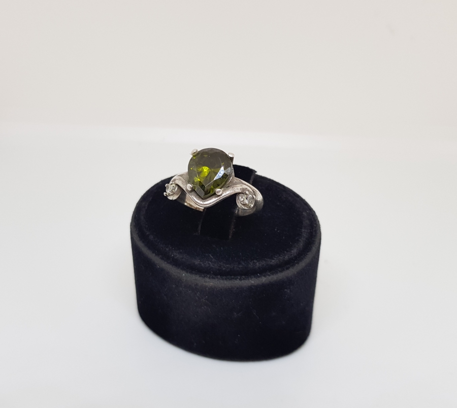 DOĞAL TAŞLI GÜMÜŞ YÜZÜK