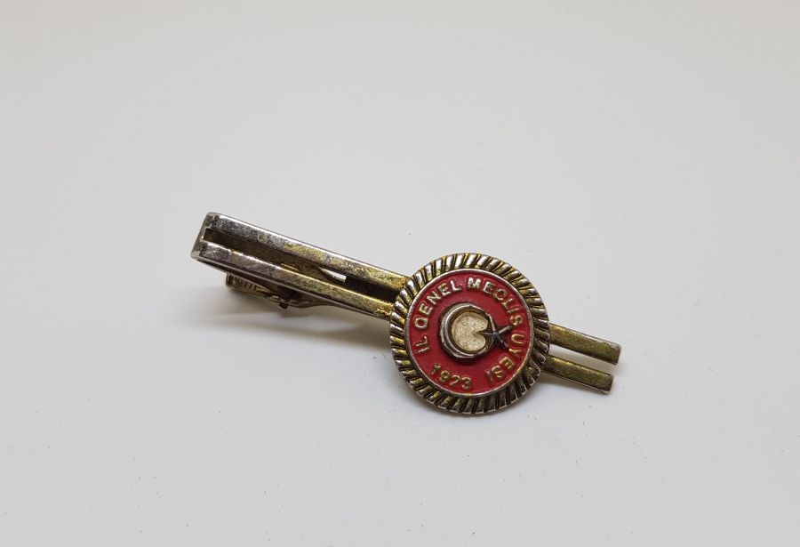 İL GENEL MECLİSİ ÜYESİ KRAVAT İĞNESİ