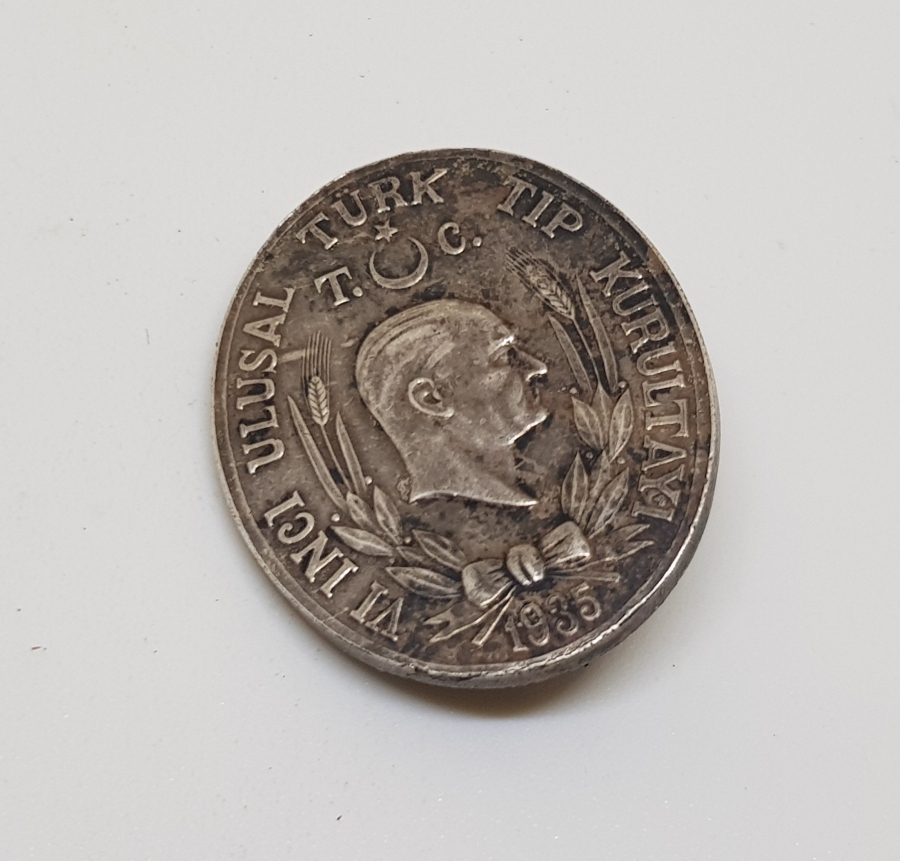 1935 TÜRK TIP KURULTAYI GÜMÜŞ ROZET