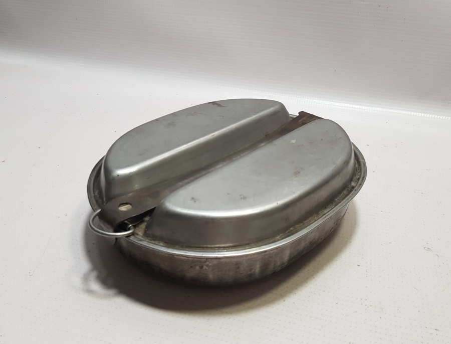 KORE SAVAŞI DÖNEMİ 1951 TARİHLİ ASKER KARAVANA TAVASI VE TABAĞI