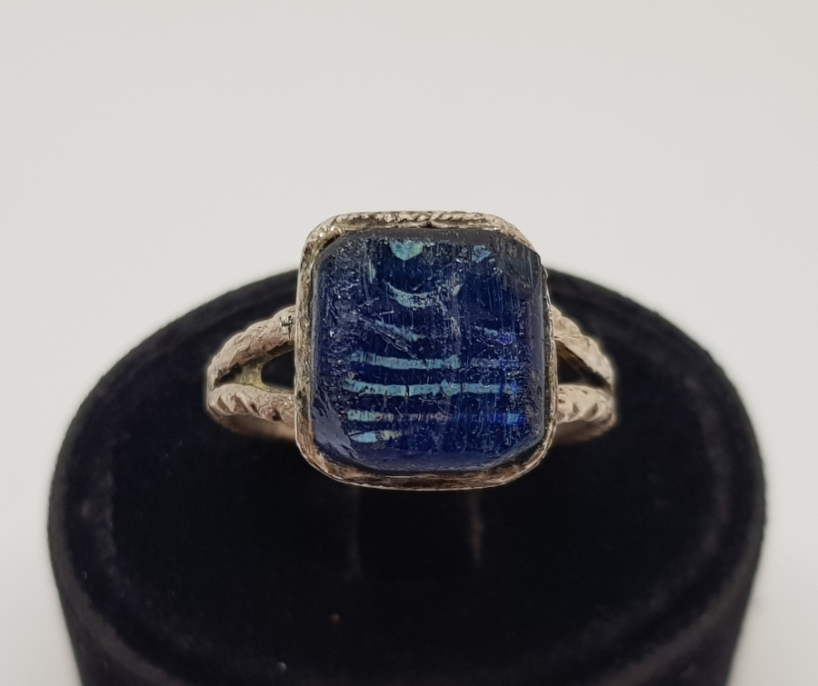 OSMANLI DÖNEMİ ÜZERİ DOĞAL TAŞLI GÜMÜŞ YÜZÜK