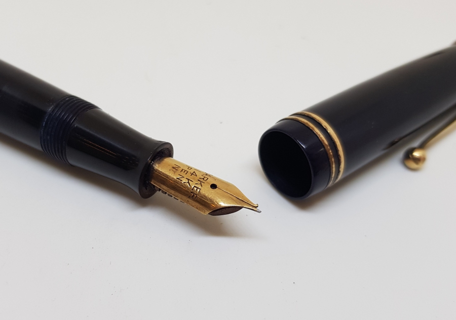 ALTIN UÇLU PARKER DOLMA KALEM