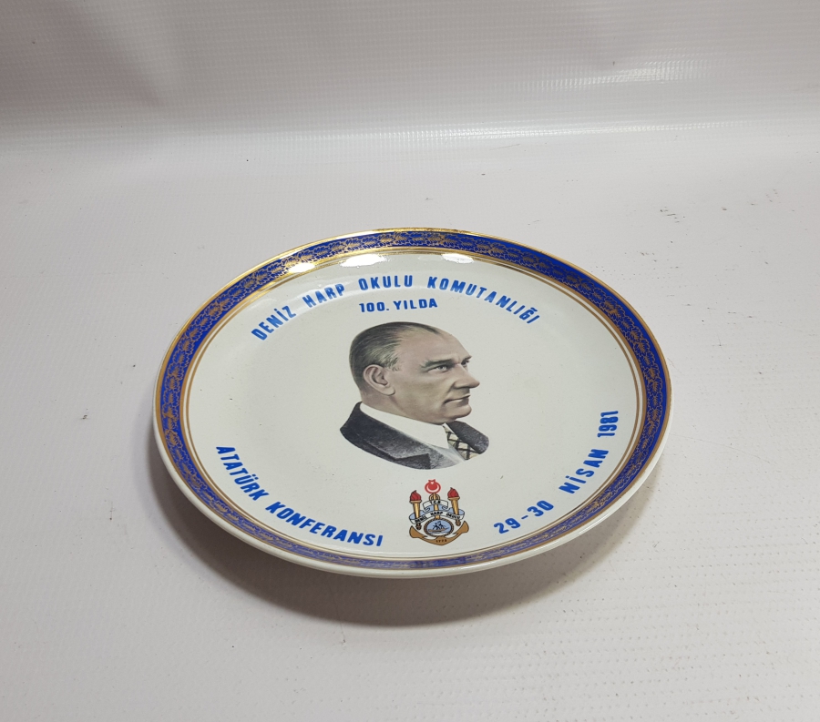 1981 DENİZ HARP OKULU KOMUTANLIĞI SERAMİK TABAK