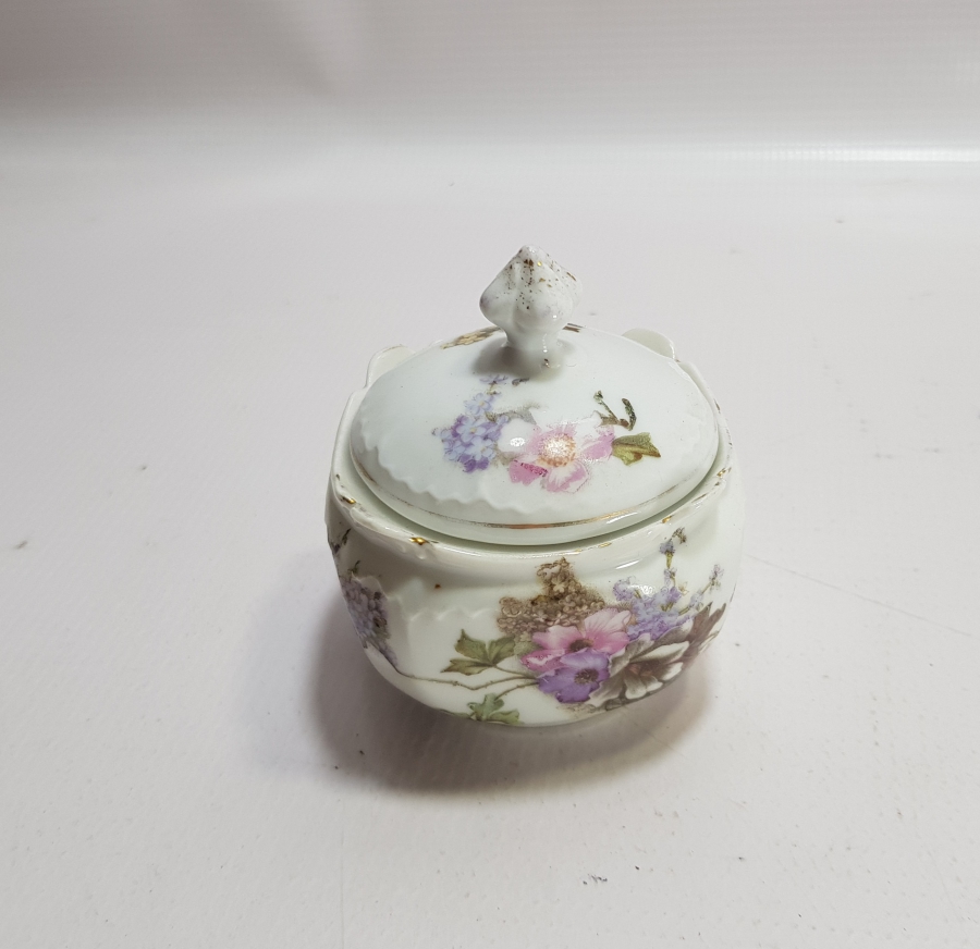 OSMANLI DÖNEMİ PORSELEN ŞEKERLİK