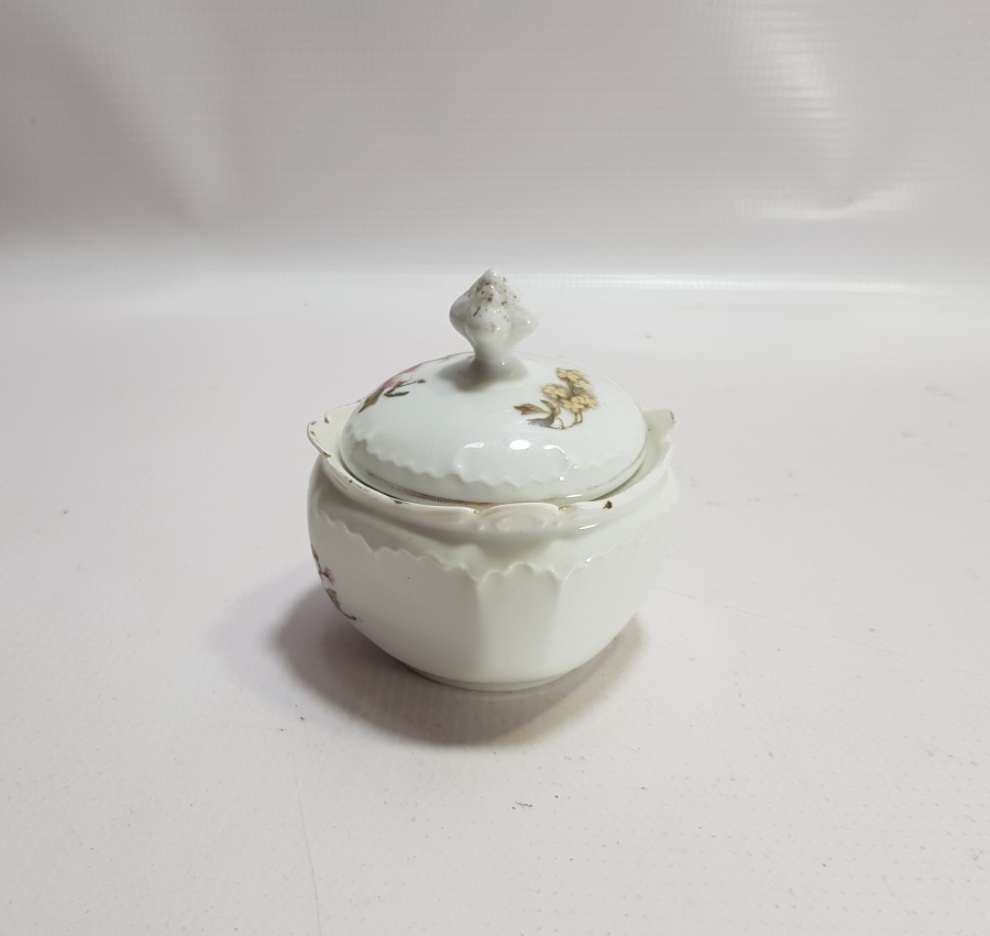 OSMANLI DÖNEMİ PORSELEN ŞEKERLİK