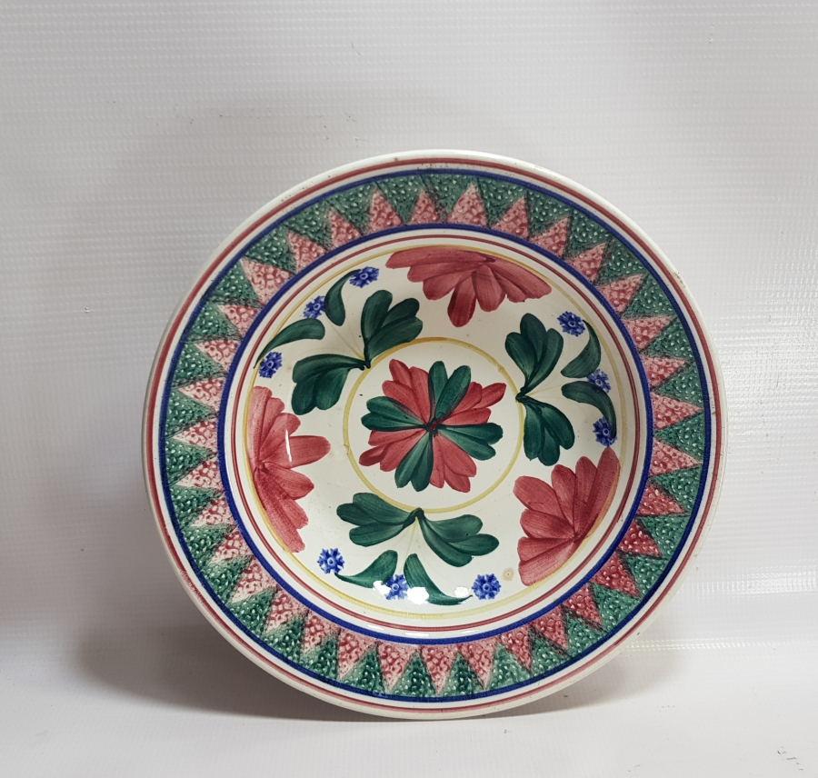 OSMANLI DÖNEMİ ÇİÇEK DESENLİ PORSELEN TABAK