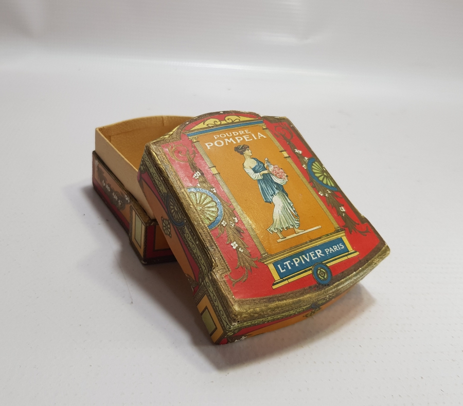 ANTİKA PUDRA KUTUSU