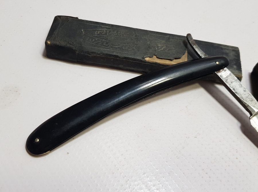 ÜZERİ VE KUTUSU OSMANLICA YAZILI ÇOK NADİR SÜNNETÇİ USTURASI