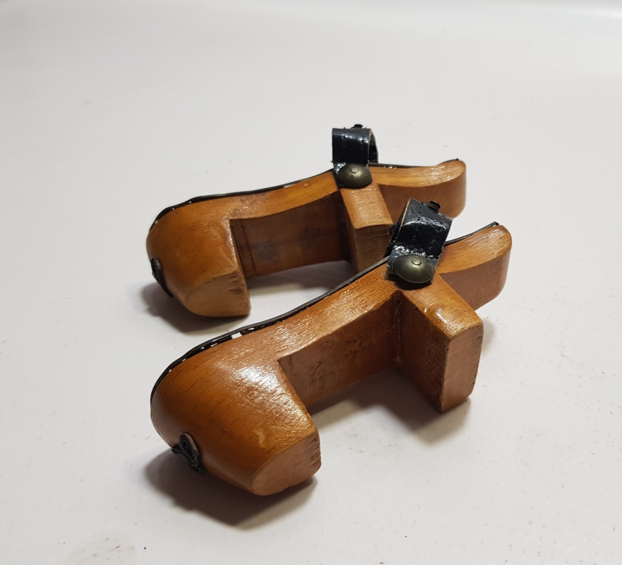 TELKARİ İŞÇİLİKLİ ANTİKA BEREKET NALINI - TAKUNYA