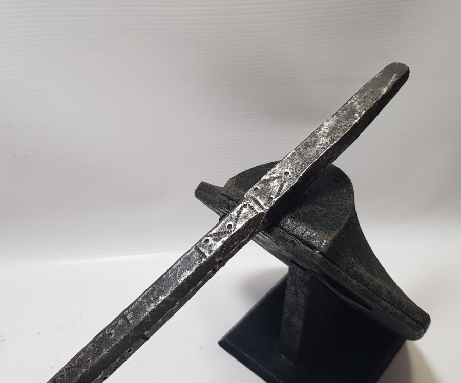 1800 BAŞLARI OSMANLI DÖNEMİ İŞLEMELİ DEMİR GEMİ YAPIM ALETİ - PRİMİTİF GEMİ PALANYASI