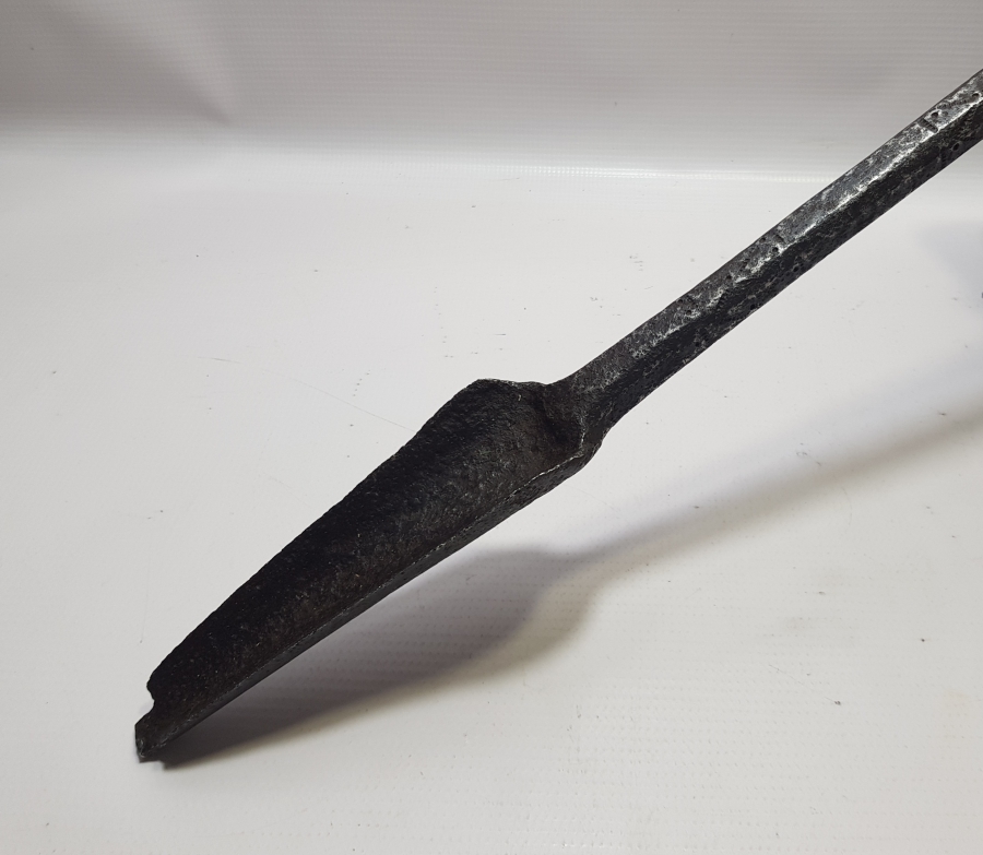 1800 BAŞLARI OSMANLI DÖNEMİ İŞLEMELİ DEMİR GEMİ YAPIM ALETİ - PRİMİTİF GEMİ PALANYASI