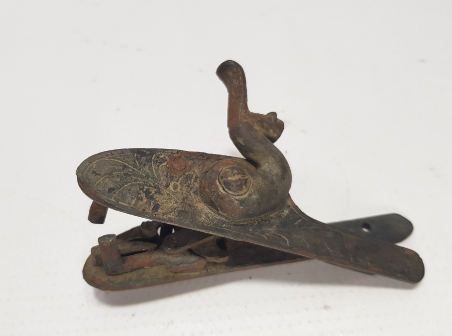 OSMANLI DÖNEMİ ÇİFT DOLMA TÜFEK ÇAKMAĞI